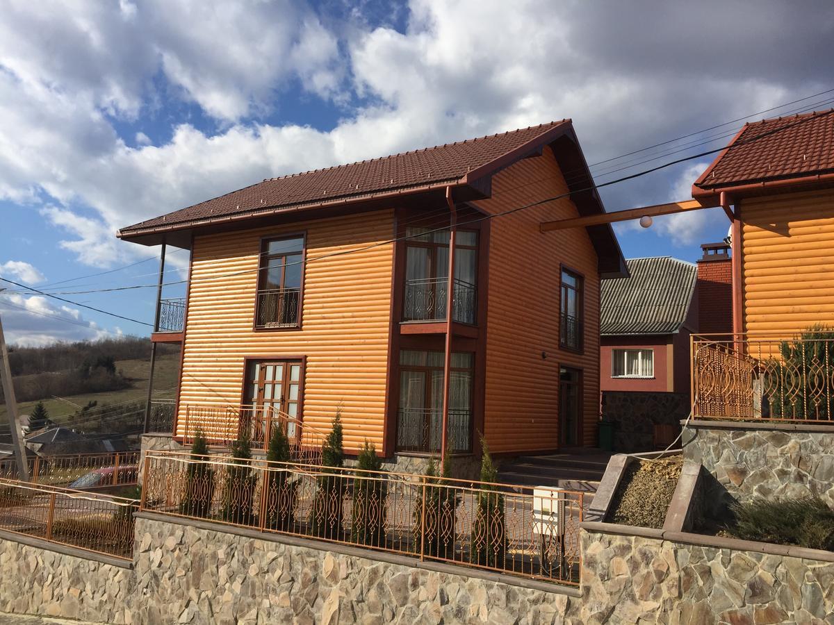 Mini Hotel Solnce Karpat Poljana Exteriör bild